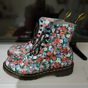 Floral Dr. Martens (Size 8 womens)